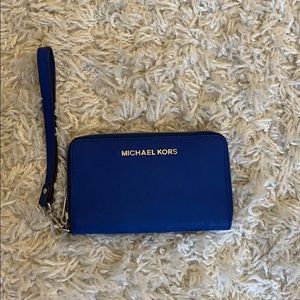 Michael Kors Smartphone Wristlet